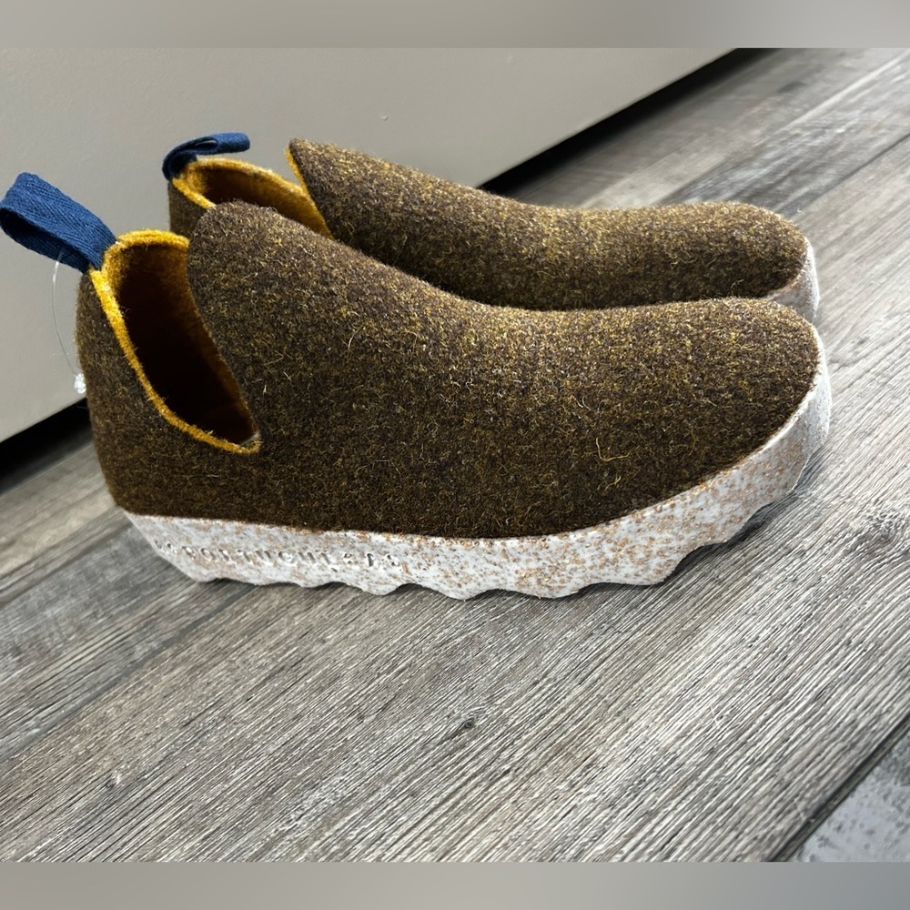 Asportuguesas City Slip On Wool Felt Womens Flat Shoes size 36 made in Portugal
